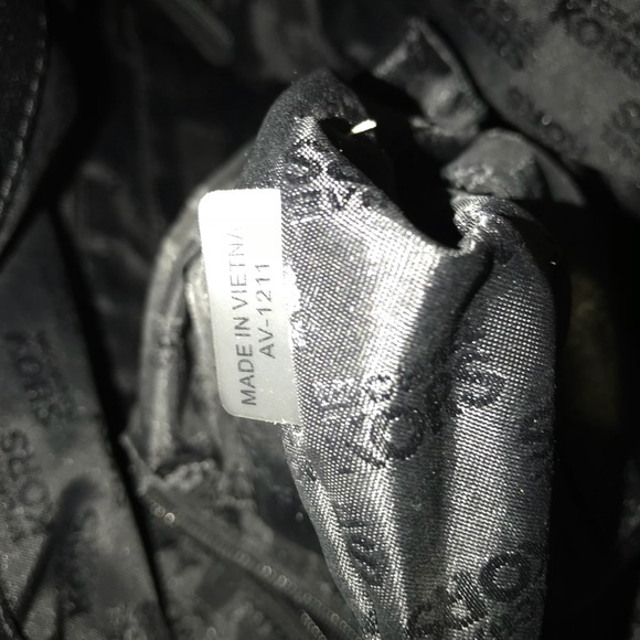 Authentic Michael Kors Handbag - Picture 8 of 8